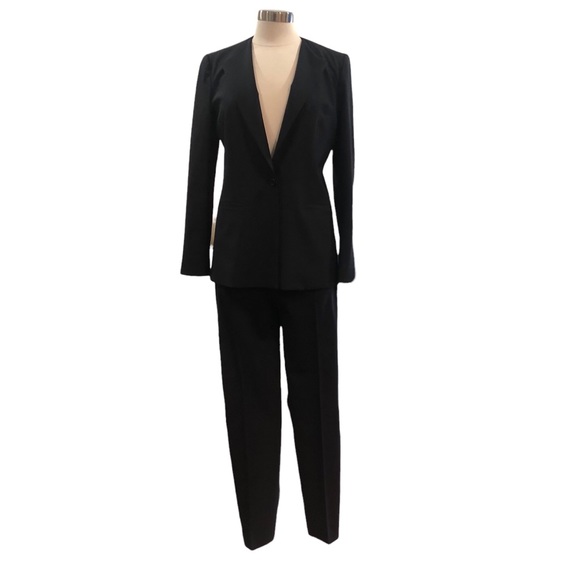 MaxMara Black Pantsuit - Picture 1 of 14